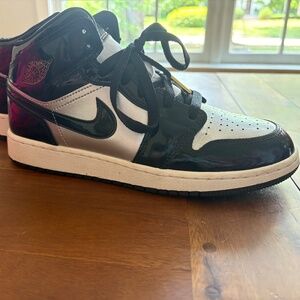 Nike Air Jordan Size 6.5Y (boys size equate to women’s 8)
